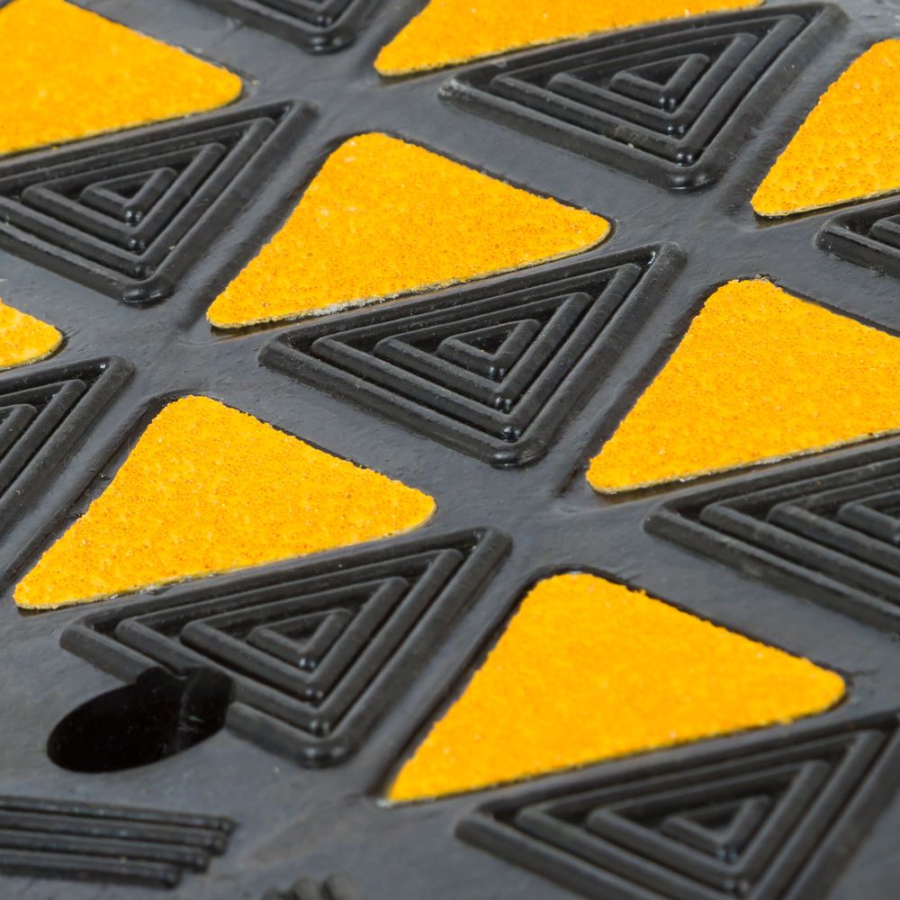 12" L x 23-5/8" W - Rubber Curb Ramp - 60,000 lbs. Capacity