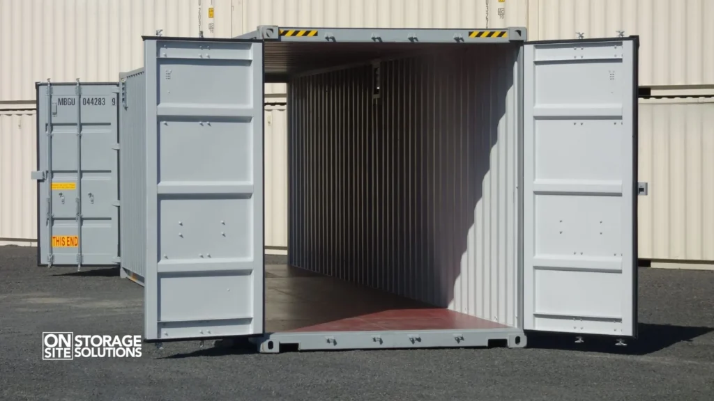 The Different Types of 40-Foot Dry Van Door Configurations-Double Doors on Both Ends (Tunnel Container)