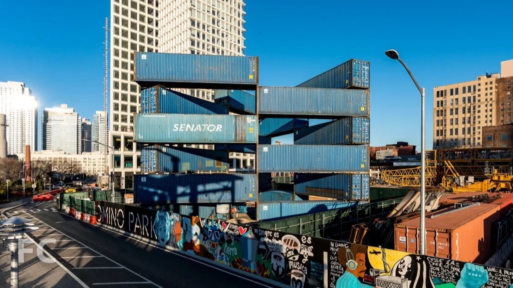 Shipping-Container-Tower-in-New-York