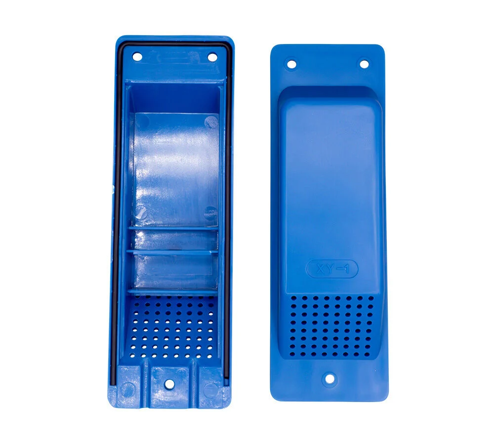 8__blue_shipping_container_air_vent_with_cross-flow_ventilation_copy